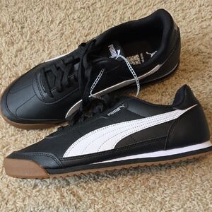 🆕️ Puma Men's Black and White Sneakers Size 10.5 NWOT